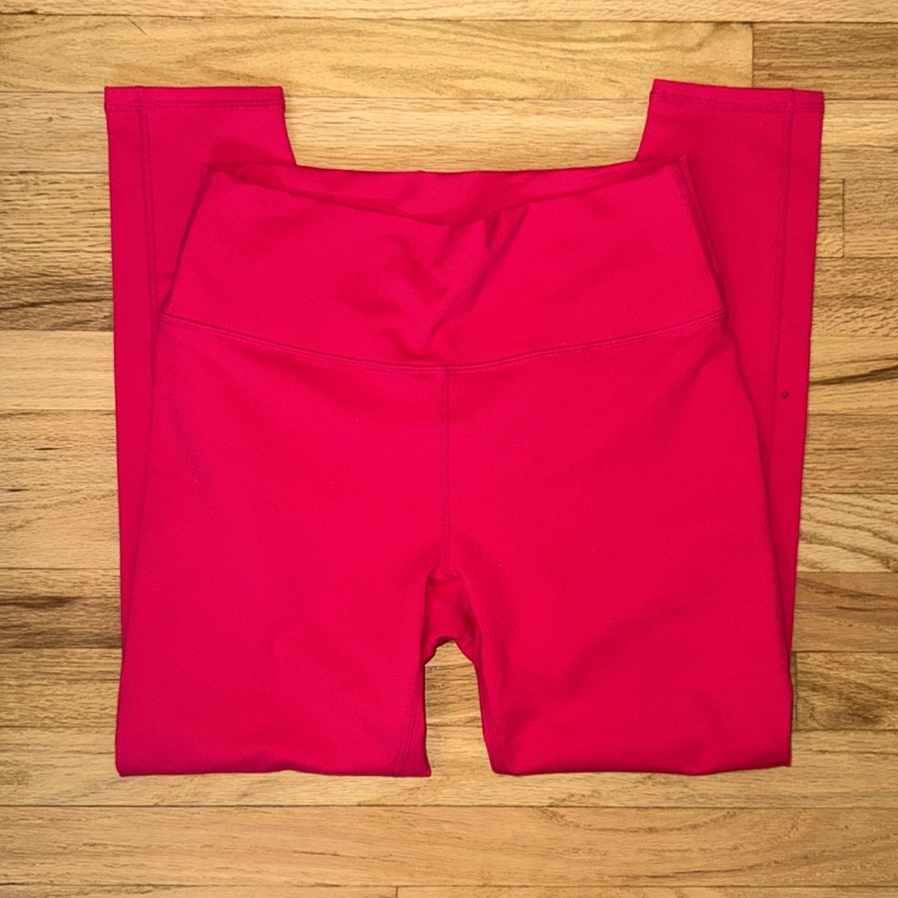 FABLETICS * NWT* ❤️‍🔥 high waisted power hold size M 7/8 stretch compression